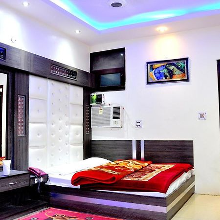ניו דלהי Hotel Peace Point - 1 Min Walking Distance From Station מראה חיצוני תמונה