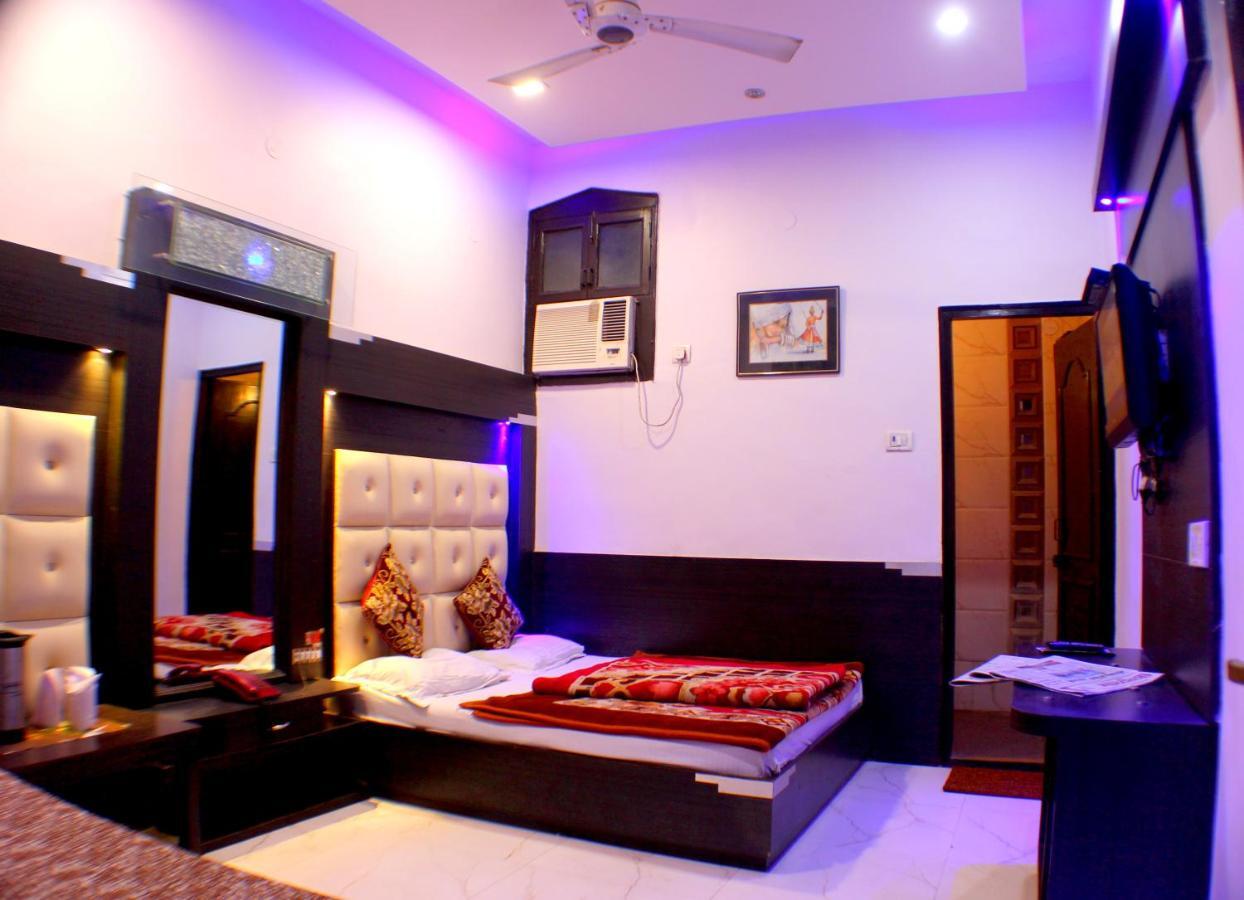 ניו דלהי Hotel Peace Point - 1 Min Walking Distance From Station מראה חיצוני תמונה