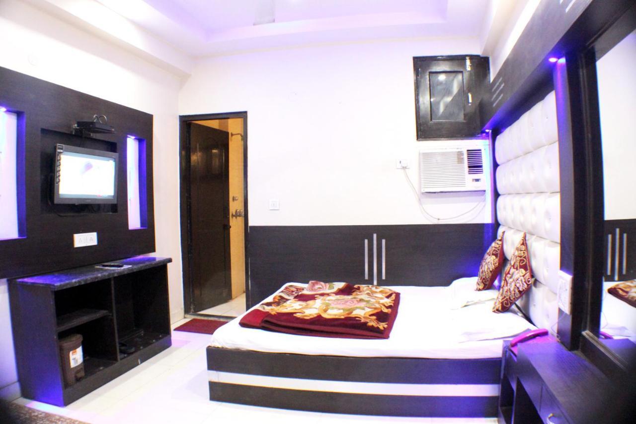 ניו דלהי Hotel Peace Point - 1 Min Walking Distance From Station מראה חיצוני תמונה